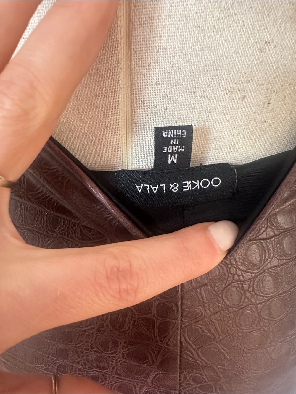 Croc-Embossed Brown Midi Skirt with Front Slit - Picture 5 of 9